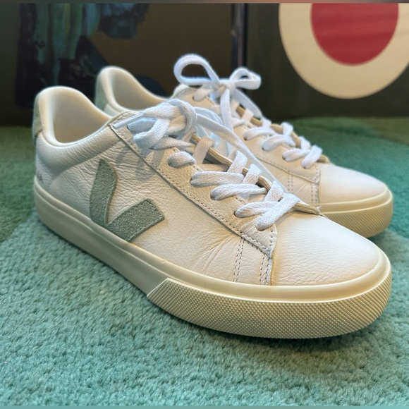 Veja White and Green Women's Sneakers - Picture 3 of 16